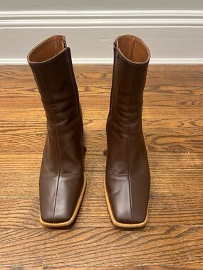 Alohas Brown Square-Toe Boots